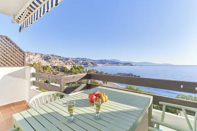 Image de Appartement 'Apartamento Marina Playa M&M La Herradura' avec vue sur la mer, Wi-Fi et climatisation