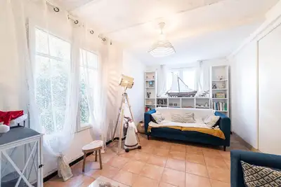 Image de Villa 'Maison Type Canetoise' avec terrasse privée, Wi-Fi et climatisation
