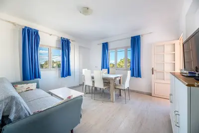 Image de Appartement 'Apartamento Los Hermanos' avec Wi-Fi et climatisation