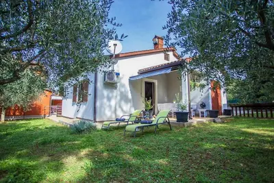 Image de Belle maison de 2 chambres Ă Porec