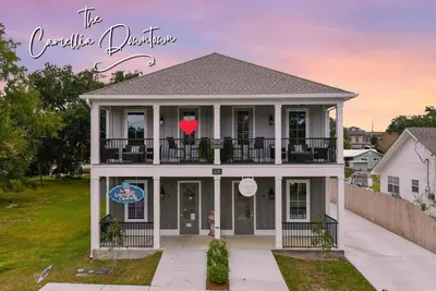 Image de Vacation Rental Oasis in Downtown Long Beach - Your Gateway to Gulf Coast Bliss!