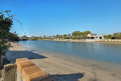 Image de Woomba Place - Waterfront Apt in Mooloolaba