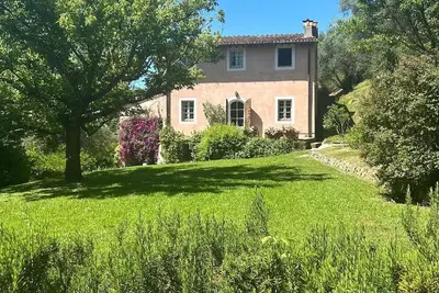 Image de Maison de vacances privée avec Wifi, Tv, véranda, vue panoramique, parking, près de Viareggio