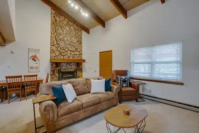 Image de Condo two blocks from the Chair Lift