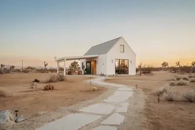 Image de Jewel Crest House - A Desert Dream w/ Spa, Stars & Sunset Views
