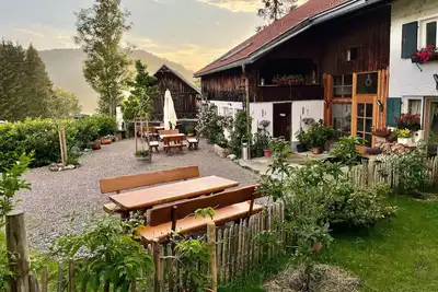 Image de Appartement 'Sorgschrofen' avec vue sur les montagnes, terrasse partagée et Wi-Fi