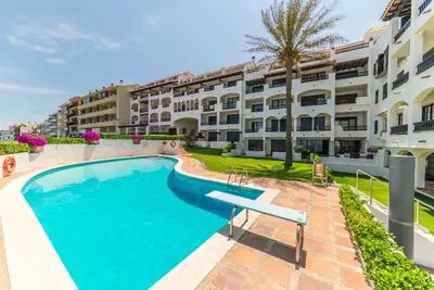 Image de Elisa : Appartement cosy avec piscine et vue mer
