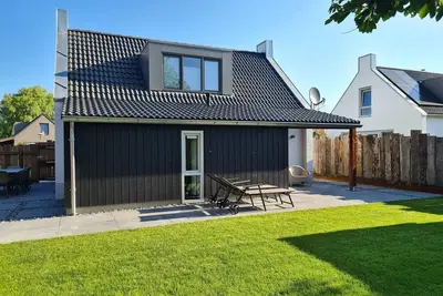 Image de The bungalow naturally feels completely at home in nature, enjoy the luxurious outdoor life!