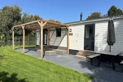 Image de A high-quality chalet with terrace and spacious garden