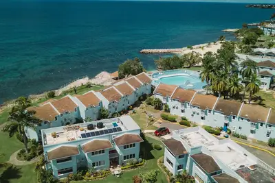 Image de Palm Point - 2/2 Townhouse Steps from the Beach