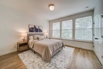 Image de Cheerful 2-bedroom townhouse in in-town Atlanta