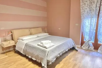 Villa with spectacular views of Lake Garda