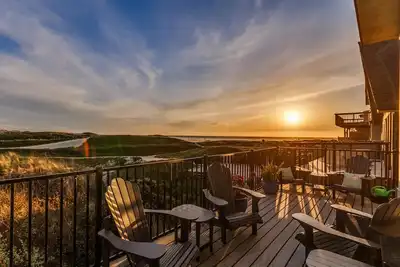Image de \"Drifting Sands\" 3br/2ba Beach House. Sleeps 6