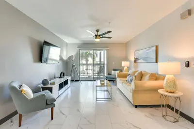 Image de Winter Getaway: Destin Condo by Golf & Dining