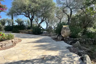 Image de Villa en Pierre au Calme Dans le Maquis