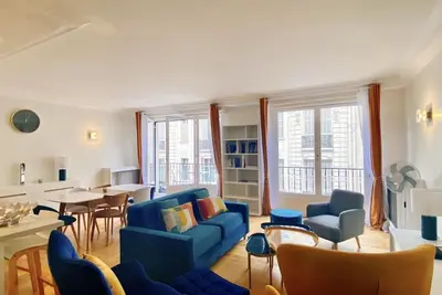 Image de Cozy family apartment with convenient living conditions, near Champs-Élysées!