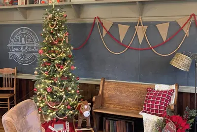 Image de Historic One Room Schoolhouse - 5 mins to Lake Wallenpaupack - Family & Friends