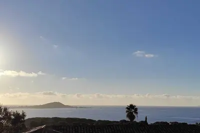 Image de T3 avec jardin Ă 700 m de la grande plage d'Agosta
