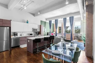 Image de Amyfinehouse | Elegant 3br Loft | Pool+Views+Valet