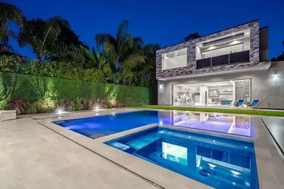 Image de Ultra Luxury Modern Villa