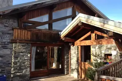 Image de Chalet authentique Ă la montagne de 170 m2.