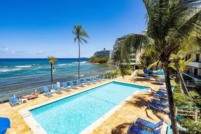 Image de Ocean-Front 3 Bedroom Villa! Optional Suv Rental