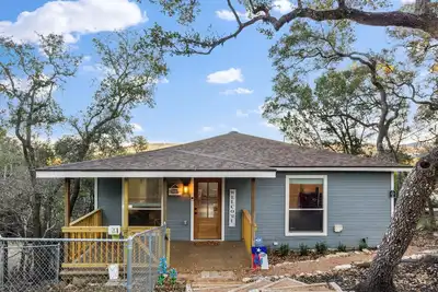 Image de The Bluebonnet Bungalow in Canyon Lake. No added fees!