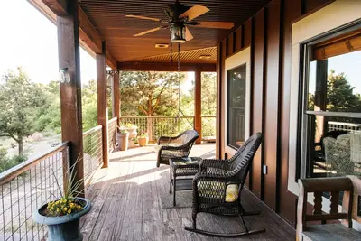 Jaydee's Run Cabin @ Whispering Oaks, 20 miles from Moab!