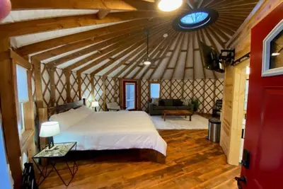 Image de Newly Listed Yurt in Hocking County