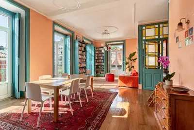 Image de Joivy Vibrant 3-bed apt w/ balcony