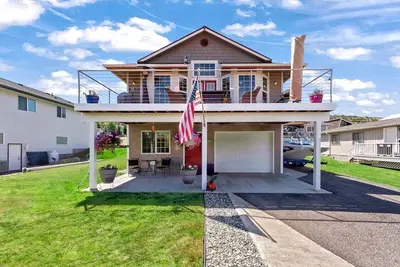 Image de Waterfront Community. Family-Friendly w/ Boat Launch, Pool, Pickleball and Beach