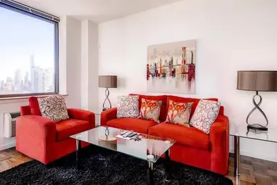 Image de Modern 2br | Fully Equipped Kitchen | Near Path by Gls