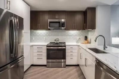 Image de Excellent Downtown location| Bethesda Md | Close to Garret Park | by Gls