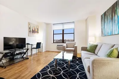 Image de Clean&Comfy 1br w/ Full kitchen & Washer/D | Mins to Nyc
