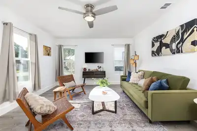 Image de Modern Magnolia Haven
