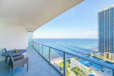 Image de Hollywood Beach Luxury | Ocean Views