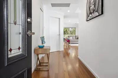 Image de New With A View | Accom Holidays