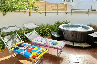ChiarAmare Vacanza 3, house with Jacuzzi, near Maldives of Salento