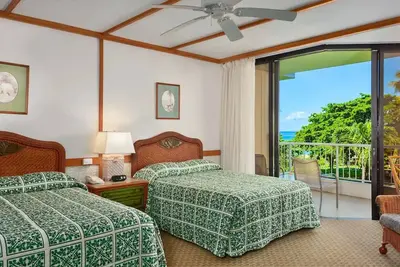 Oceanfront Luxury! 3 Fine Units, Near Waihee Coastal Dunes and Wetlands Preserve