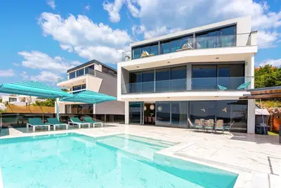 Image de Superbe maison à Crikvenica avec sauna