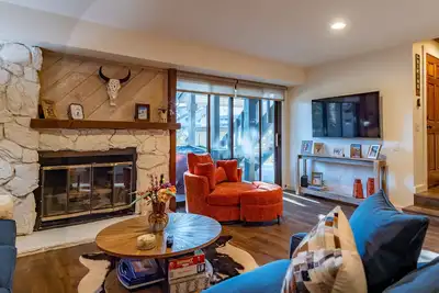 Image de Fairway Nine Condo 4321 - Nicely Remodeled, Elkhorn Village Hot Tub Access