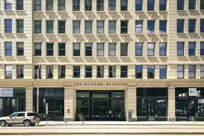 Image de Bright Loft Downtown Edmonton