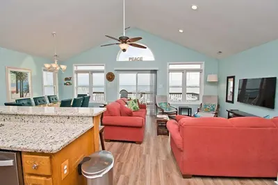 Image de Anticipation, Oceanfront Duplex in Emerald Isle, Nc!