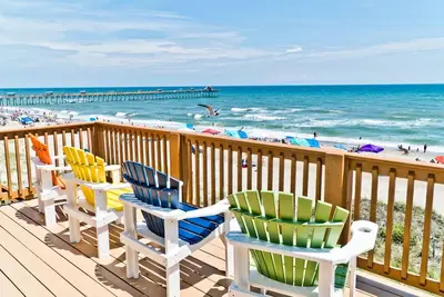 Image de Atlantic Sea Oats, Oceanfront Duplex in Emerald Isle, Nc!