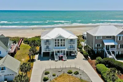 Image de Aurora West, Oceanfront Duplex in Emerald Isle, Nc!