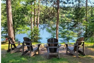 Image de Cherish Lakeside Moments: Create Memories in Paradise