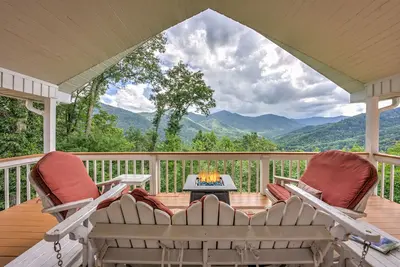Image de Million Dollar Views, Private, Golf, Hot Tub, Game Room, Hike