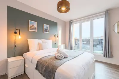 Image de Centre de Lille balcon + parking!