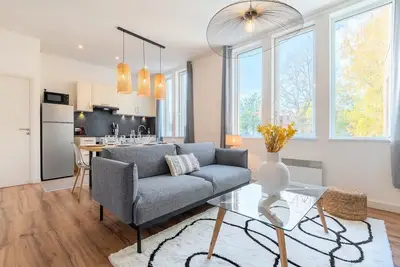Image de Appartement 3 chambres moderne & calme + parking