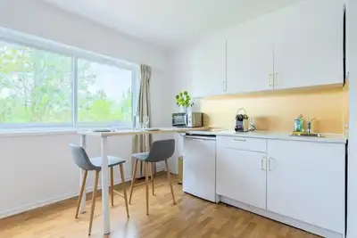 Image de Croisé Laroche joli studio équipé!